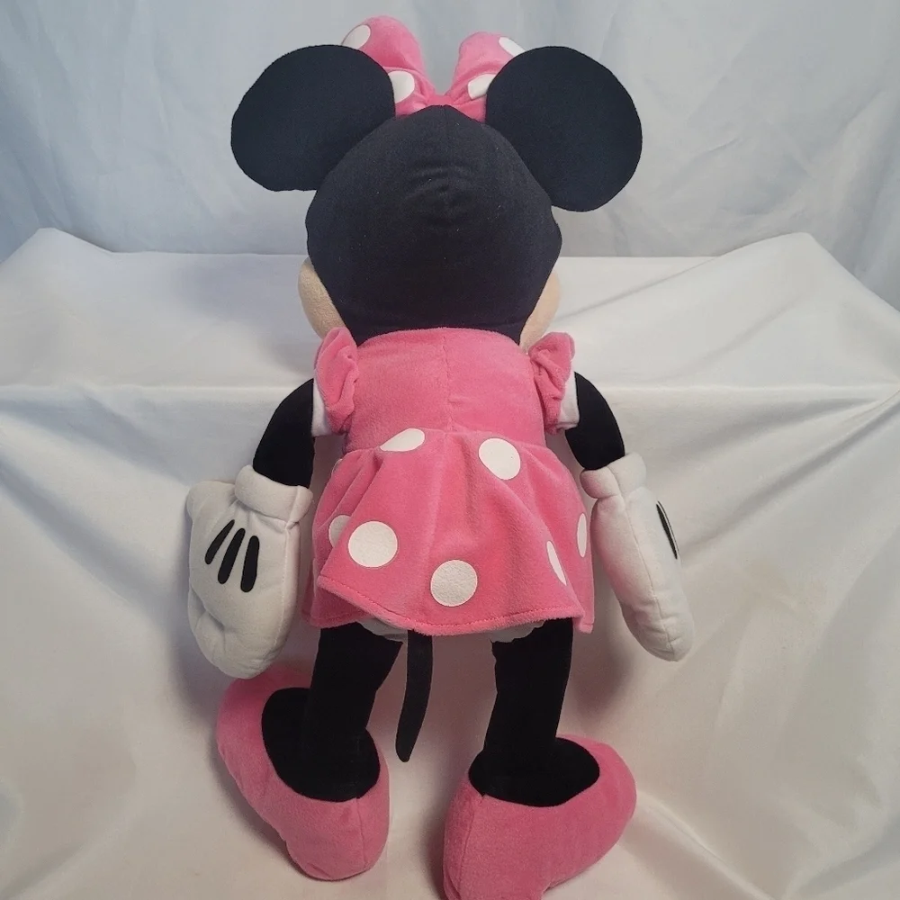 Disney Minnie Mouse 26